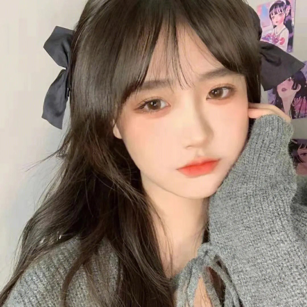 三个摩登女性